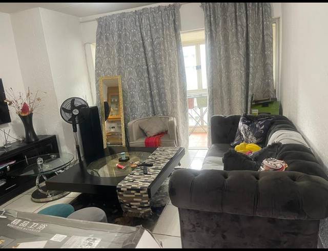 2 BEDROOM TOWNHOUSE FOR SALE IN MULBARTON